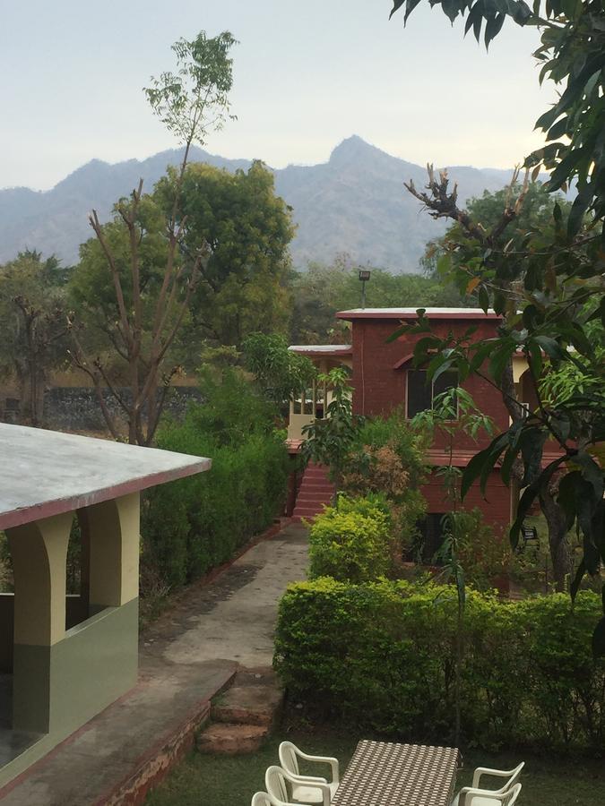 Roopam Resort Ranakpur Bagian luar foto