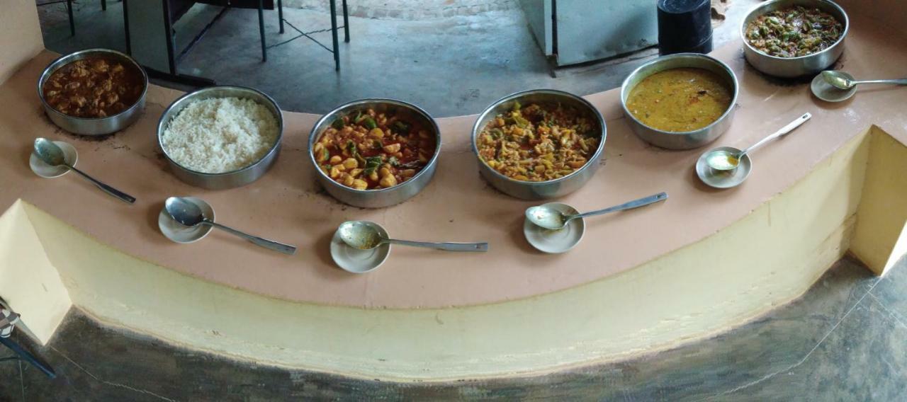 Roopam Resort Ranakpur Bagian luar foto